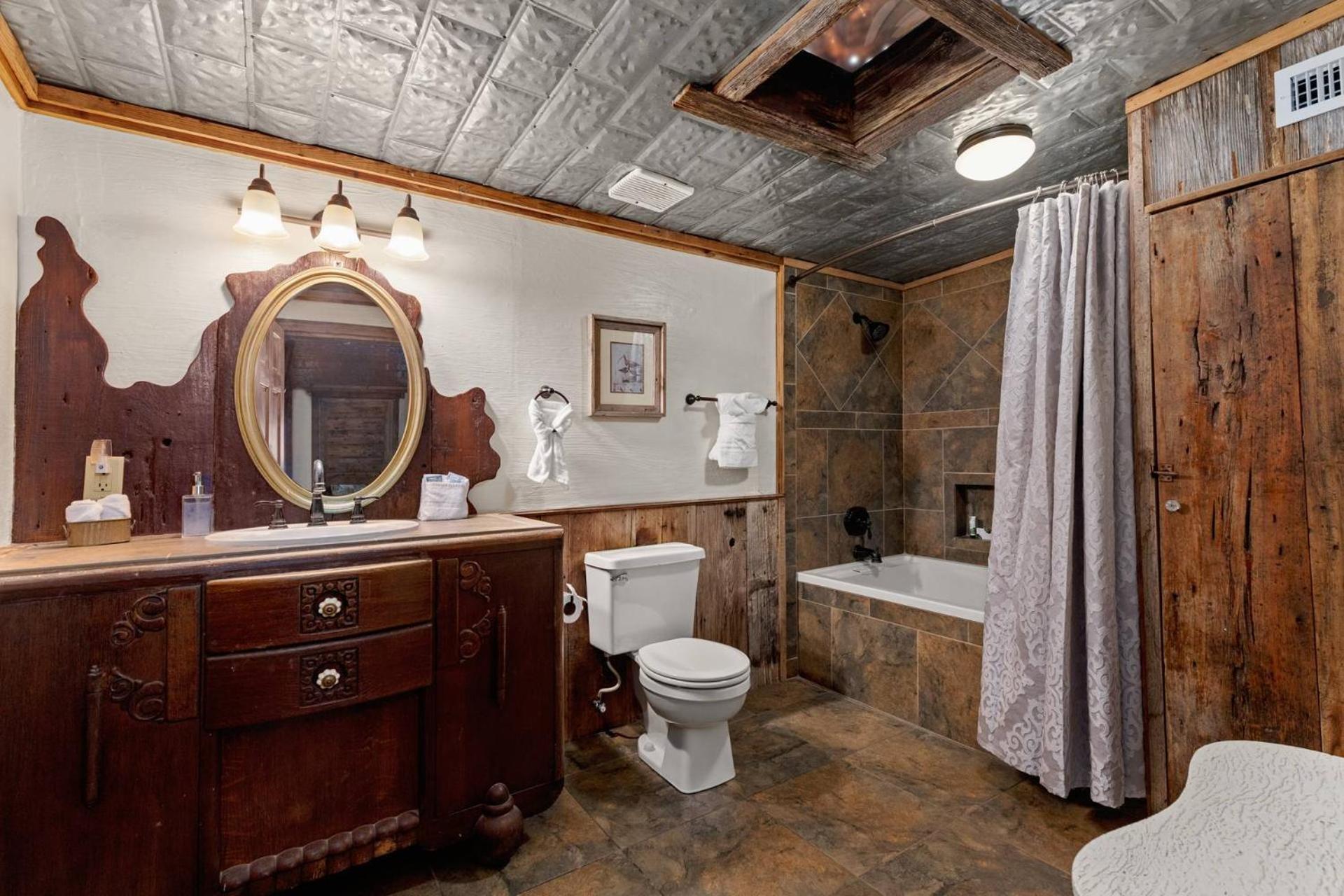 #6 The Root Cellar At Garrison In Gruene Villa New Braunfels Buitenkant foto
