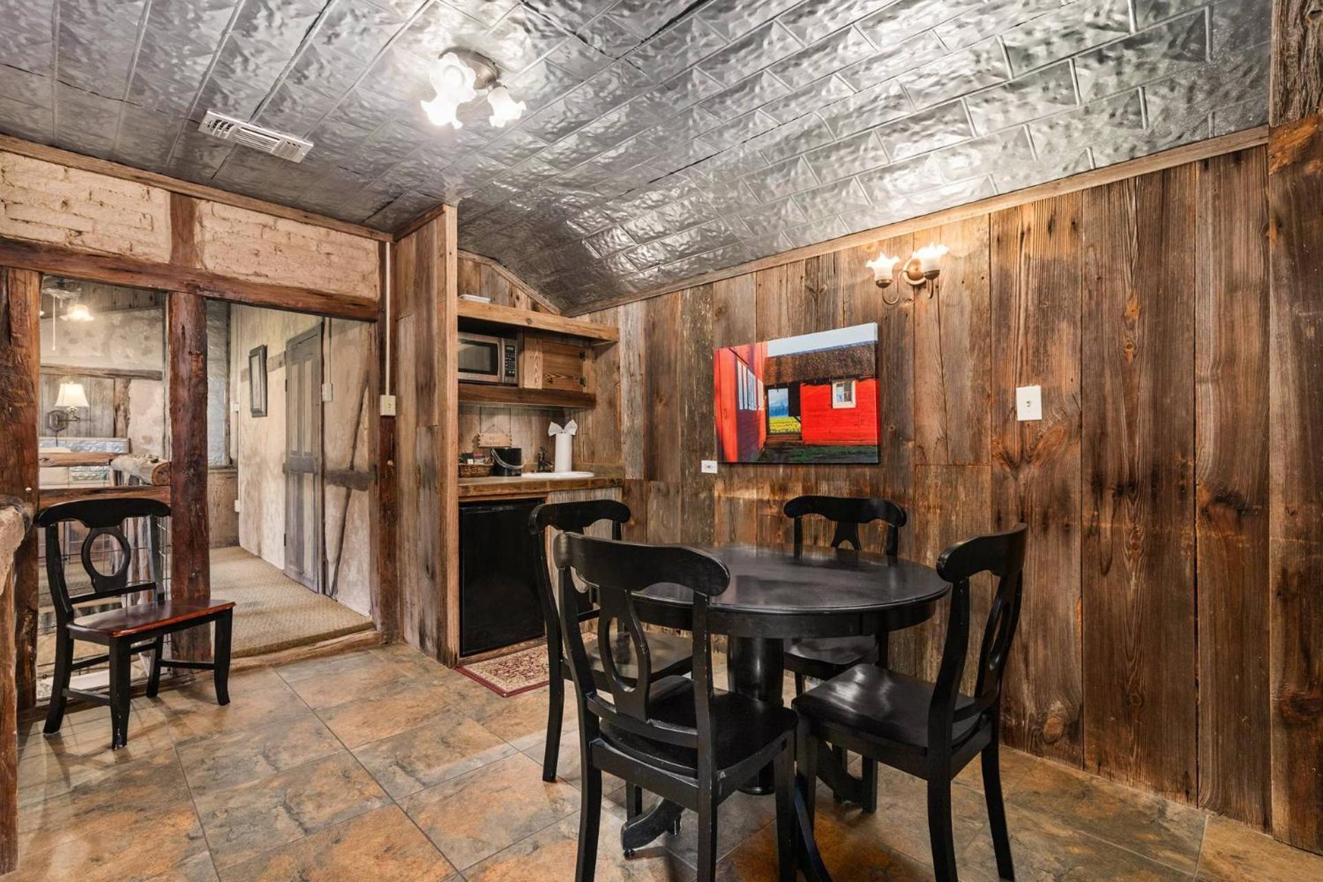 #6 The Root Cellar At Garrison In Gruene Villa New Braunfels Buitenkant foto